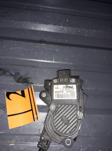 Pedala acceleratie cod180050002R - Renault laguna 3, 1.5 dci, an 2009