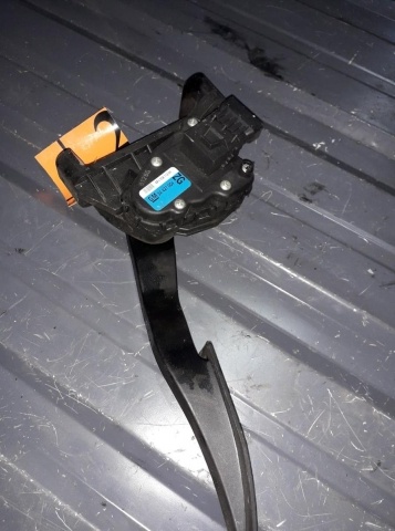 Pedala acceleratie cod24427004 - Opel astra H 1.9dti, an 2006