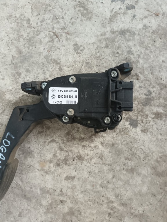 Pedala Acceleratie Dacia Logan 1.5 Dci : cod piesa : 8200 386 506 B