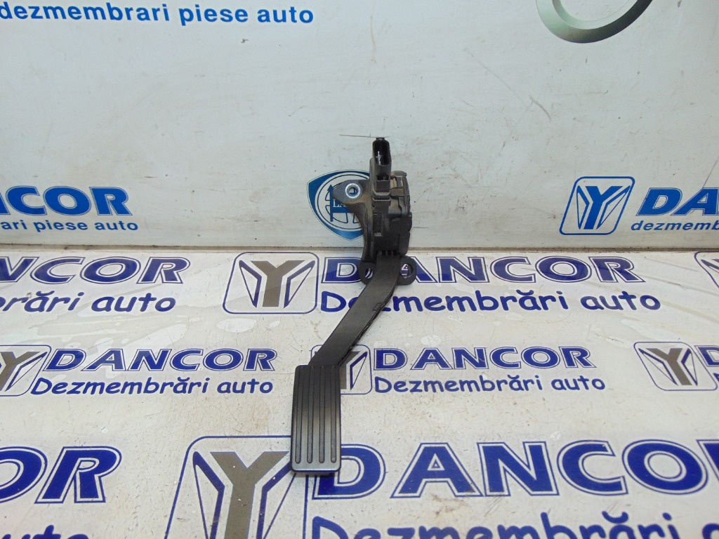 PEDALA ACCELERATIE FORD TRANSIT CONNECT 1.8 TDCi AN 2006/2013 COD 7T11-9F836-CD