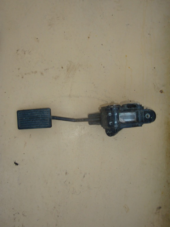 Pedala acceleratie Honda Cr v 3,AN 2008