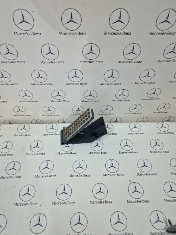 Pedala Acceleratie Mercedes GLC X253 C253 W253 A25