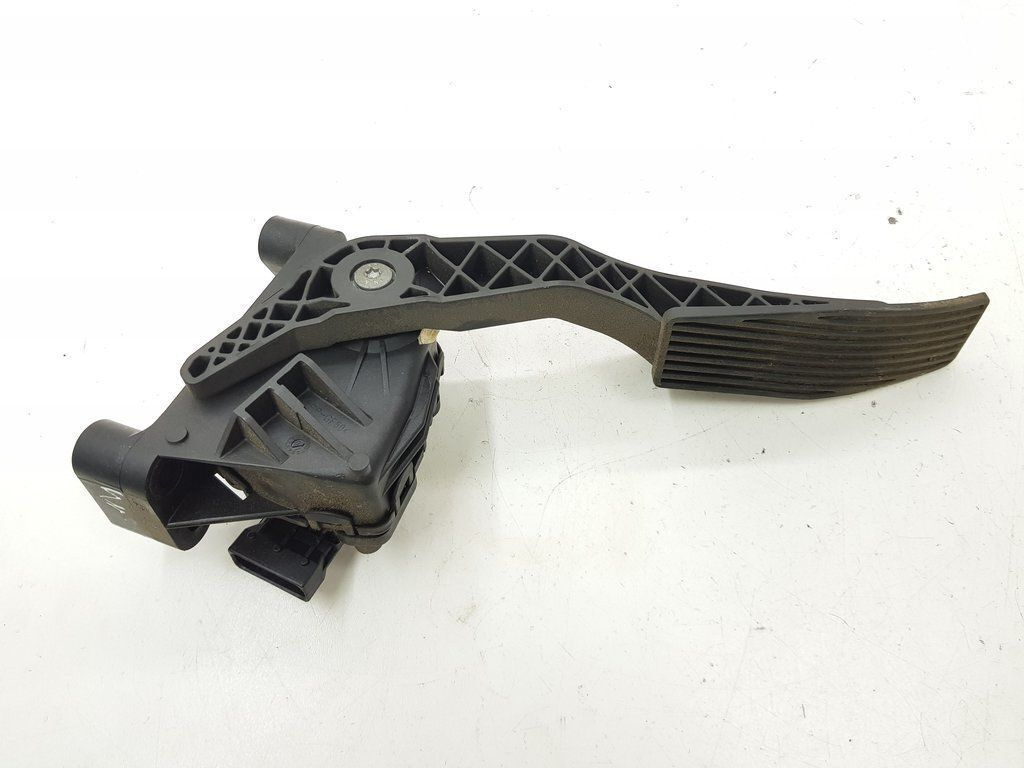 Pedala Acceleratie Opel Astra H 2004/04-2010/10 1.9 CDTi 16V 88KW 120CP Cod 010946