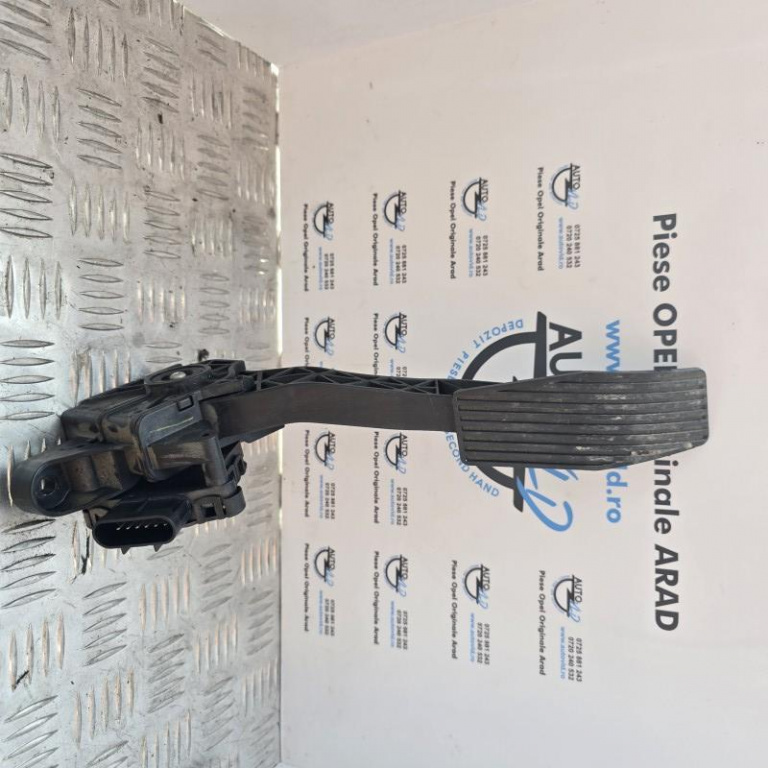 Pedala acceleratie Opel Meriva B 2010-20