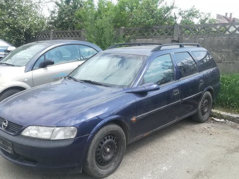 Pedala acceleratie - Opel vectra caravan1.6i, tip motorX16XEL, an 1998