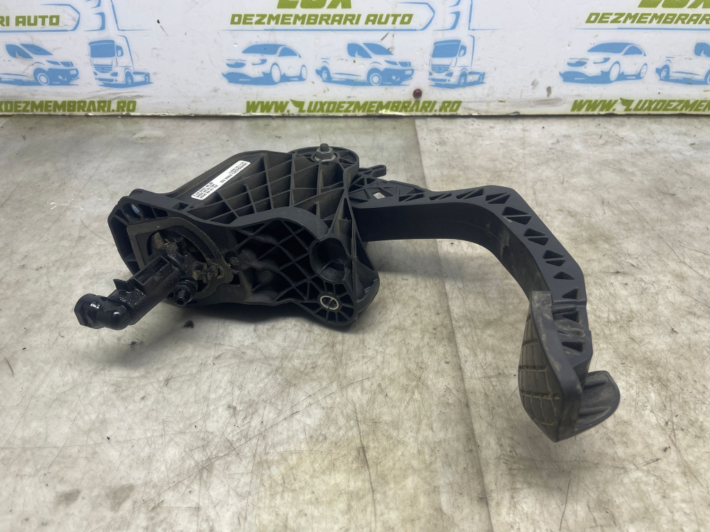 Pedala ambreiaj 3C1721059T Volkswagen VW Passat B6 [2005 - 2010] 1.9 tdi BLS