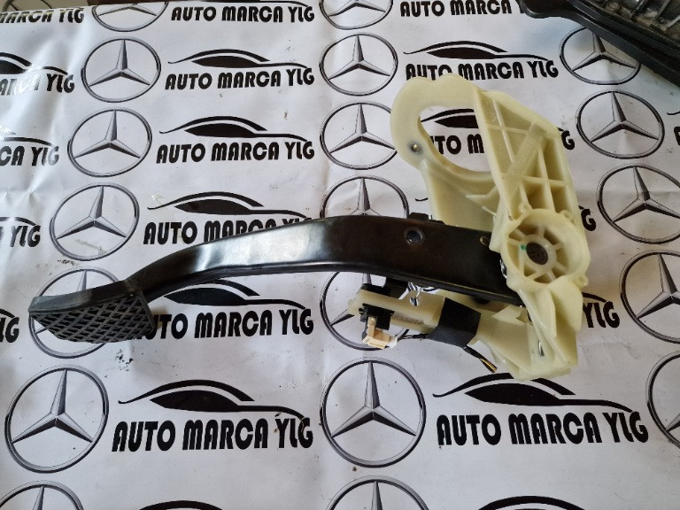 Pedala frana Bmw Seria 3 F34 cutie automata