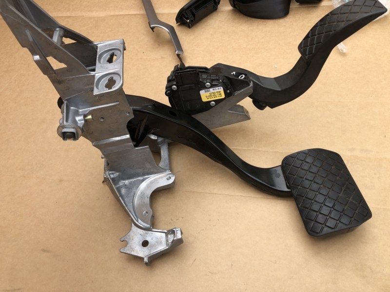 Pedala frana cutie automata audi A4 B6 B7 din 2001 2002 2003 2004 2005 2006 2007 2008
