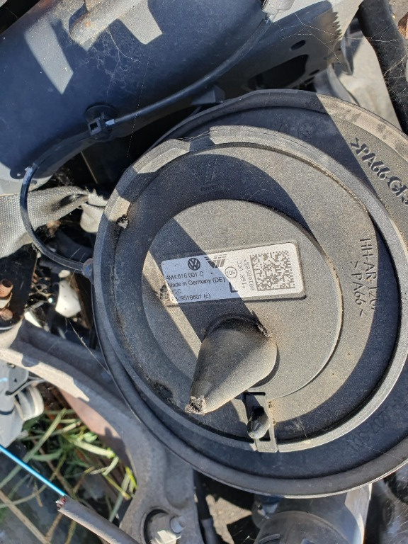 Perna aer spate dreapta VW Touareg CR / Cayenne 9Y / Urus / Q8 4M4616001C