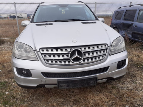 Perna fata stanga Mercedes-Benz ML W164 2007 3.0 TDI 642.940