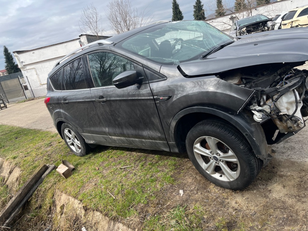 Piese dezmembrari ford kuga 2.0 tdci an 2015