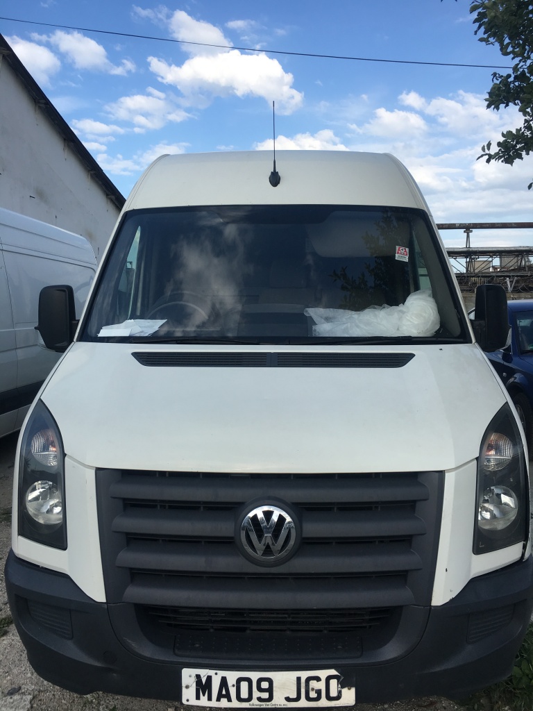 Piese dezmembrari VW CRAFTER motor 2.5 tdi cod BJK cutie de viteze in 6 trepte