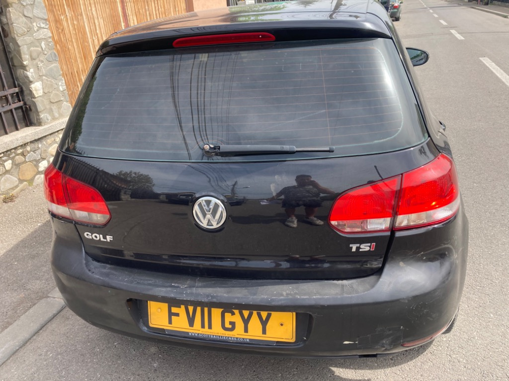 Piese din d dezmembrari vw golf 6 hatchb