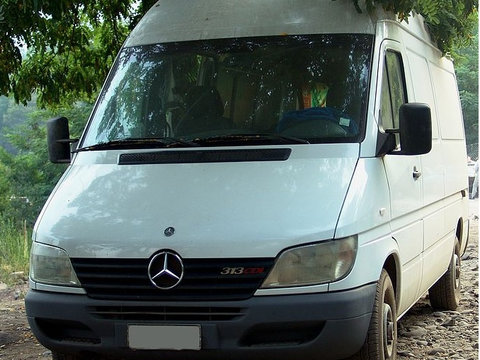 Piese din dezmembrari Mercedes Sprinter 2.2 2004