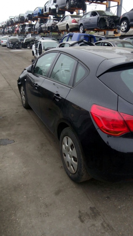 Piese din dezmembrari Opel Astra J 2010 A17DTR