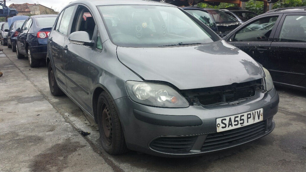 Piese din dezmembrari VW Golf 5 plus BKC