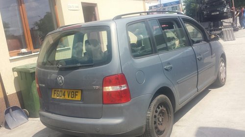 Piese din dezmembrari VW Touran 2003 mot