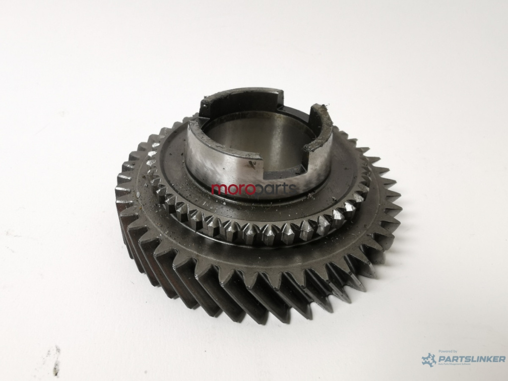 Pinion cuplare viteza a2-a Skoda Fabia (6Y2) Hatchback 2006 1.4 TDI SKODA FABIA (6Y2) [ 1999 - 2008 ] OEM 02T311261