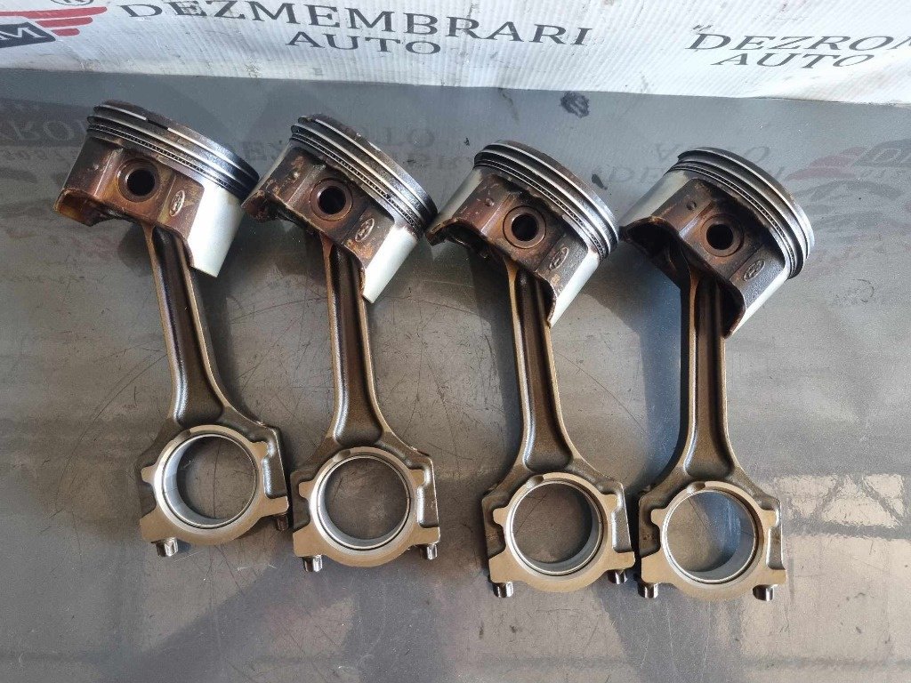 Pistoane + biele Ford Fiesta Mk6 1.4i Du