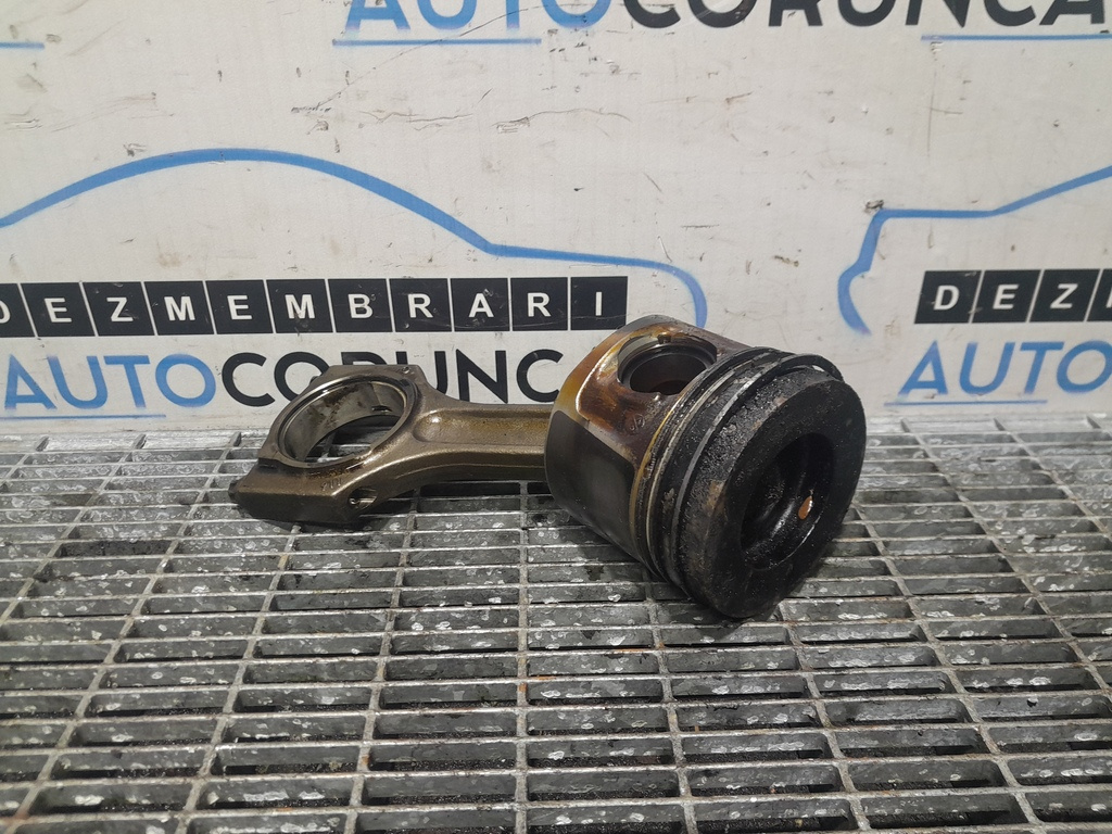 Piston BMW X1 E84 2.0 Diesel 2009 - 2012 130kW 177CP 1995CC N47 D20C