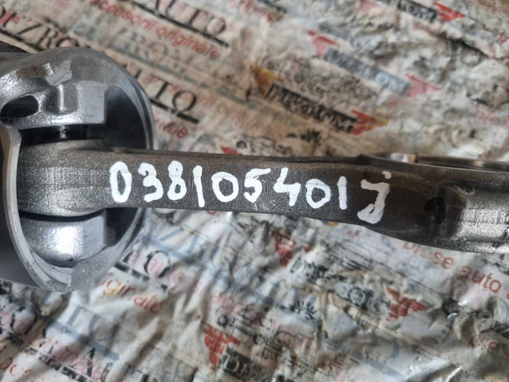 Piston cu biela VW Eos 2.0 TDI 140 cai m
