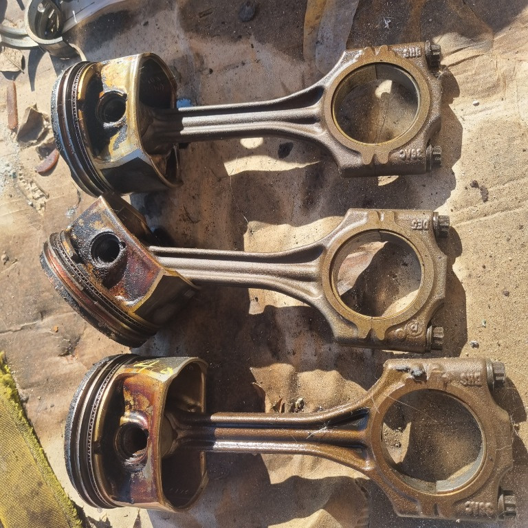 Piston/Pistoane Seat Ibiza, VW POLO 9N,a