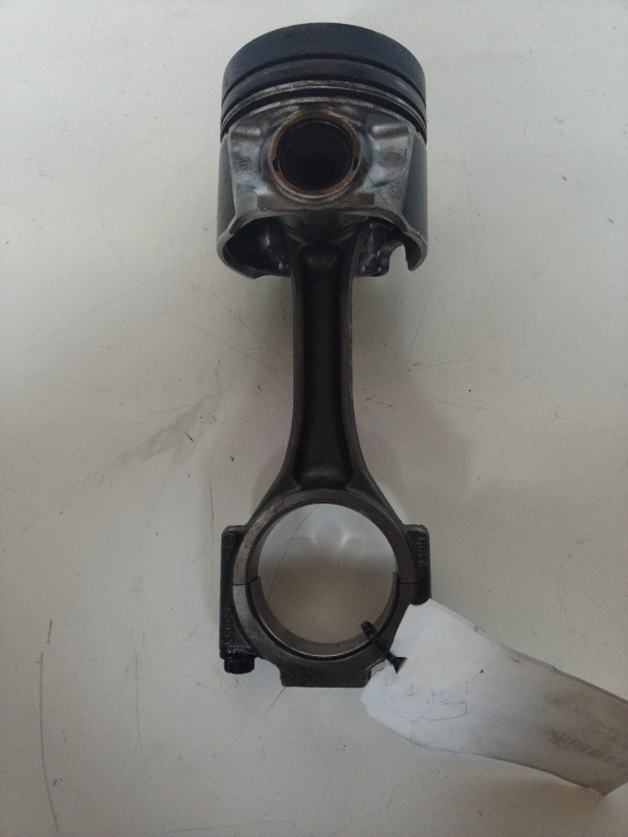 Piston Volkswagen Golf 6 2.0 Tdi CBA , 100 kW / 136 CP , 1968 cmc / 2.0 l diesel cod piesa 03L107101G