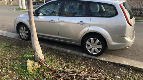 Plafoniera Ford Focus 2 2008 combi 1.6