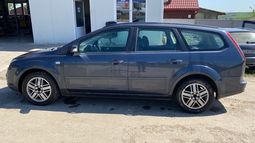 Plafoniera Ford Focus 2007 Break 1,6 tdc