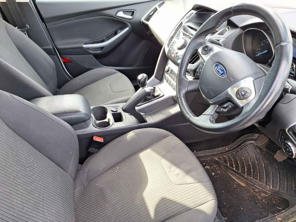 Plafoniera Ford Focus 3 2012 HATCHBACK 1.0 TC M1DA