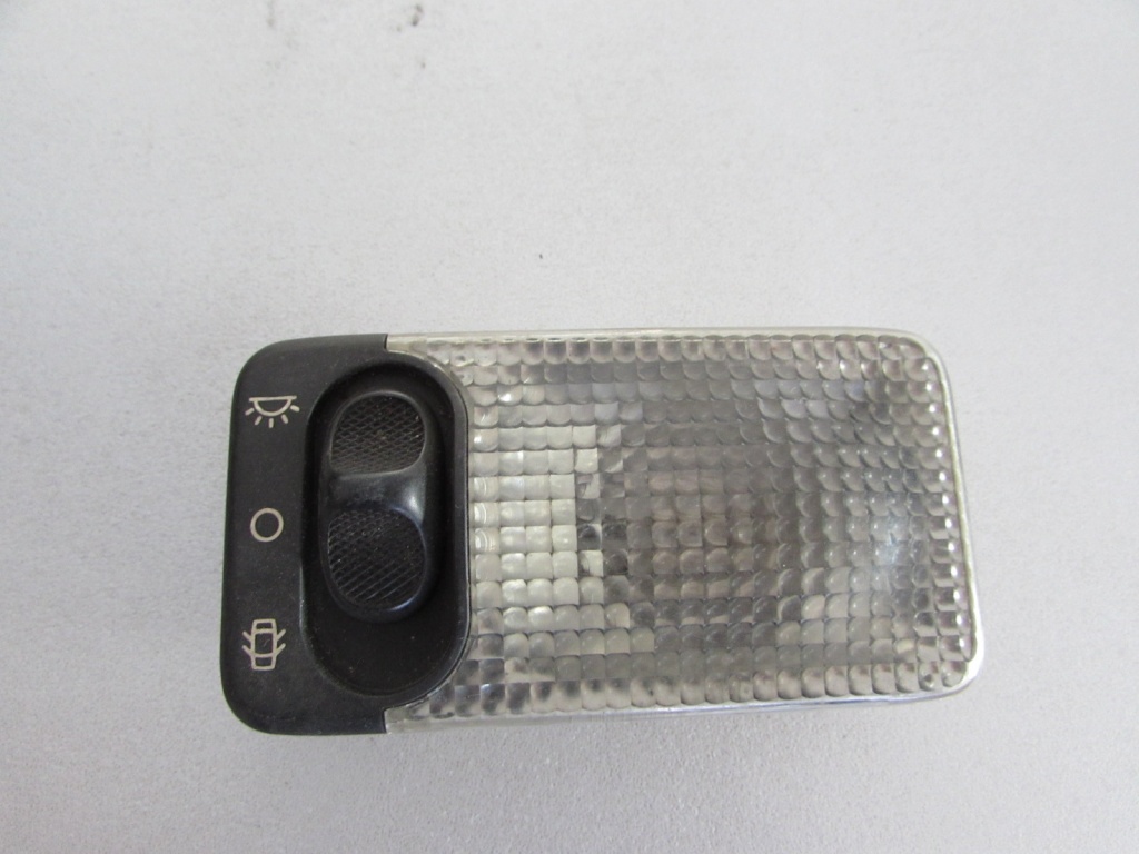 Plafoniera lampa plafon Ford Mondeo Mk3 2.0tdci 2001 2002 2003 2004 2005