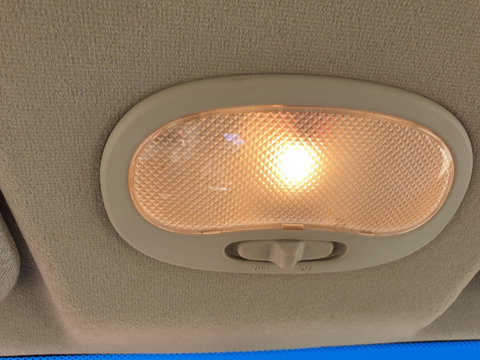 Plafoniera Lumini Lampa Iluminare Bord Habitaclu Chevrolet Aveo T250 2005 - 2011