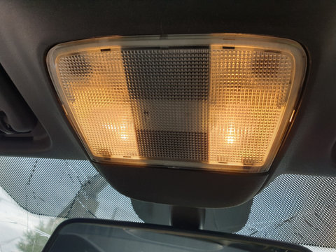 Plafoniera Lumini Lampa Iluminare Plafon Habitaclu Opel Tigra B 2004 - 2010