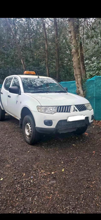 Plafoniera Mitsubishi L200 2012 pick up 2.5