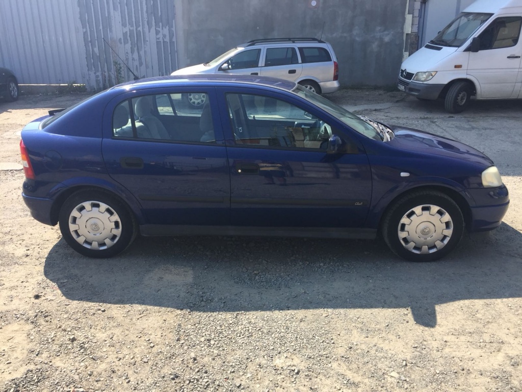 Plafoniera Opel Astra G 2004 HATCHBACK 1