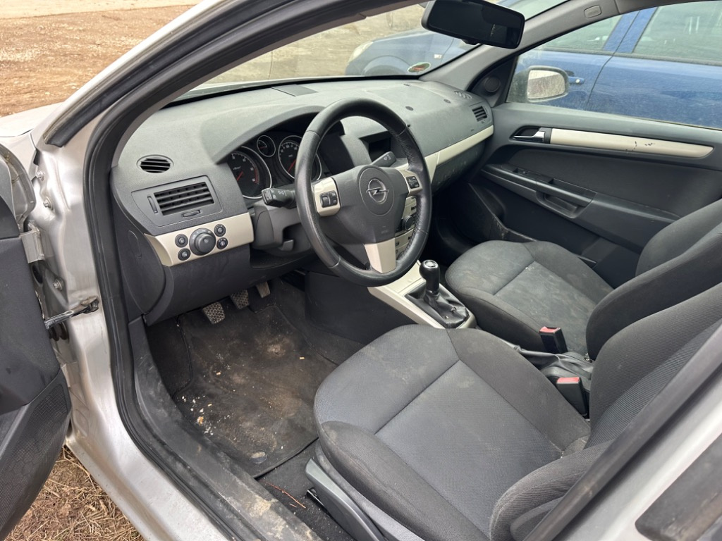 Plafoniera Opel Astra H 2008 Break 1.7