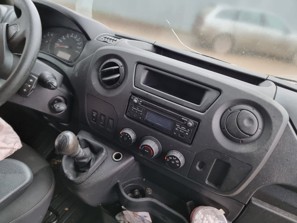 Plafoniera Renault Master 2019 van 2.3 d