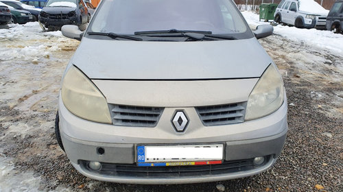 Plafoniera Renault Scenic 2 2005 Hatchba