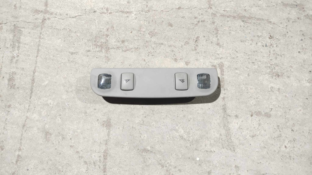 Plafoniera spate 8E0947111A Audi A4 B6 an fab. 2001 - 2004