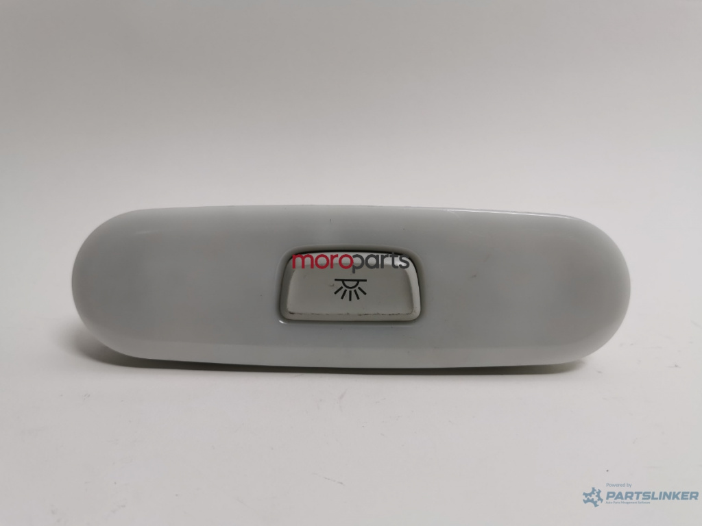 Plafoniera spate AUDI A4 IV Avant (8K5, B8) [ 2007 - 2015 ] TDI (CAGA, CJCA, CMEA, CMFA) 105KW|143HP VAG OEM 8T0947111