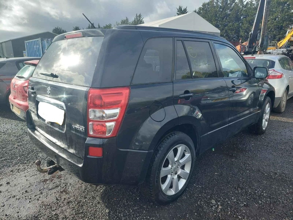 Plafoniera Suzuki Vitara 2011 SUV 1.9 TD