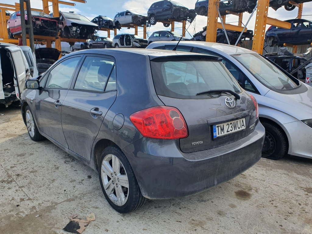 Plafoniera Toyota Auris 2008 hatchback 2