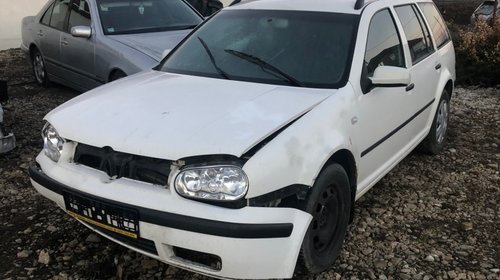 Plafoniera VW Golf 4 2000 break 1,9sdi