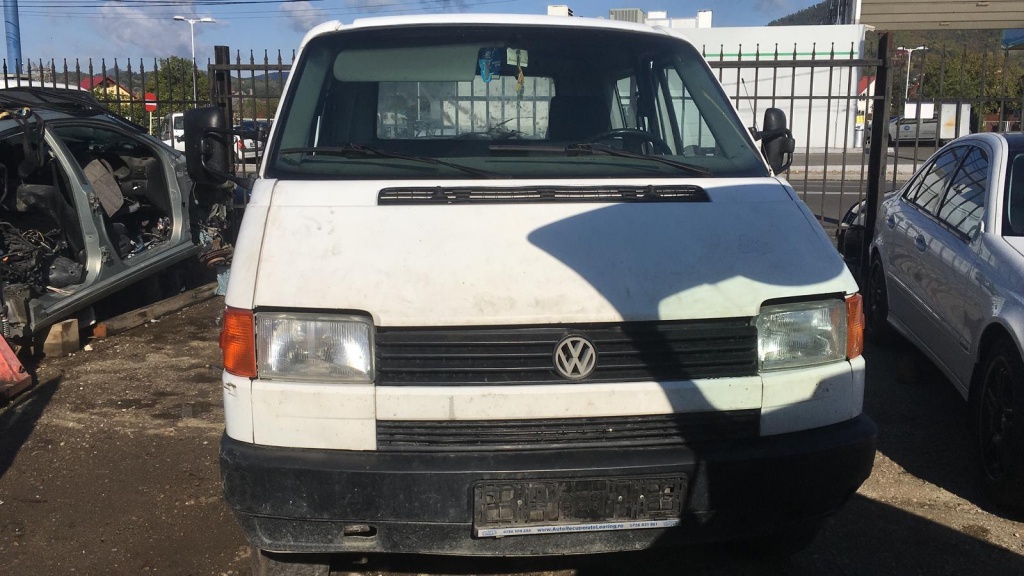 Plafoniera VW TRANSPORTER 1994 PICK-UP 2.4