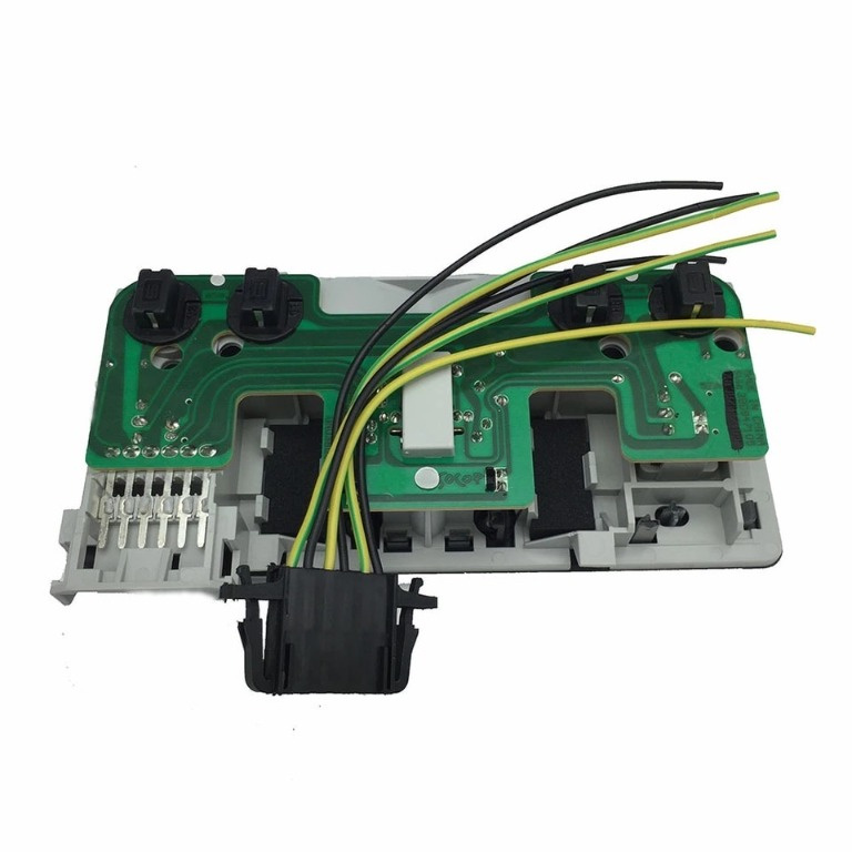 Plafoniera W8 Pentru VW Golf 4 IV BORA P