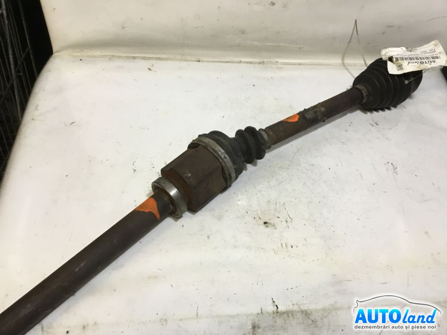 Planetara Dreapta 8200436366 1.9 DCI Renault SCENIC II JM0/1 2003
