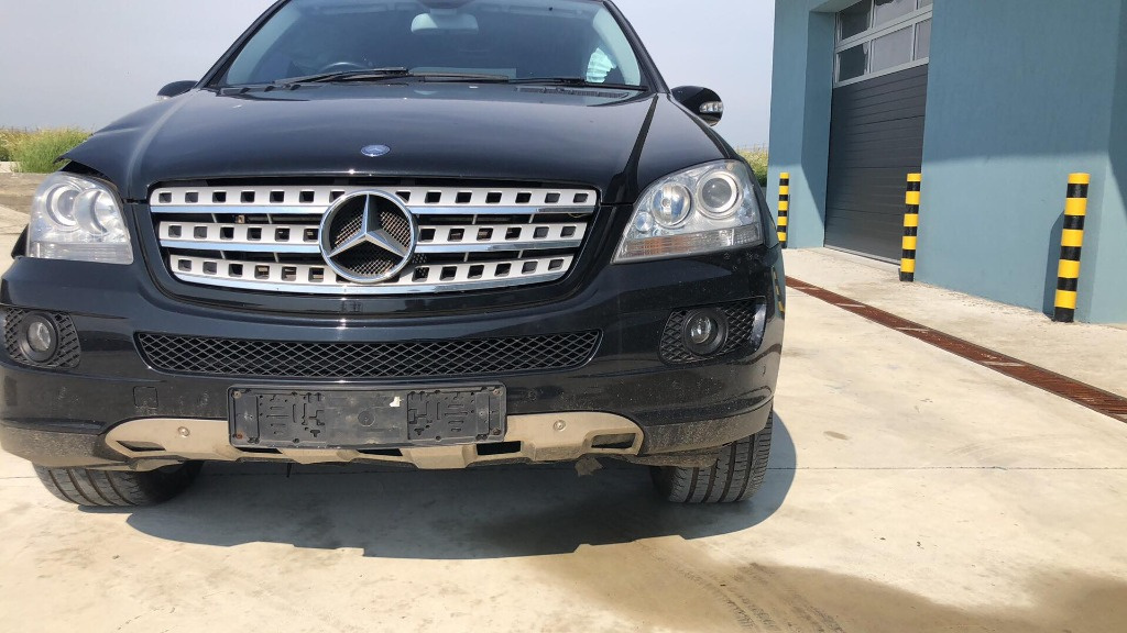 Planetara dreapta fata Mercedes ML 320 W164 3.0 CDI