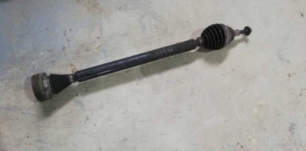 Planetara dreapta fata VW Passat B6 Sedan 2.0 TDI 110 cai motor CDB CDBC cod 1K0407272QN