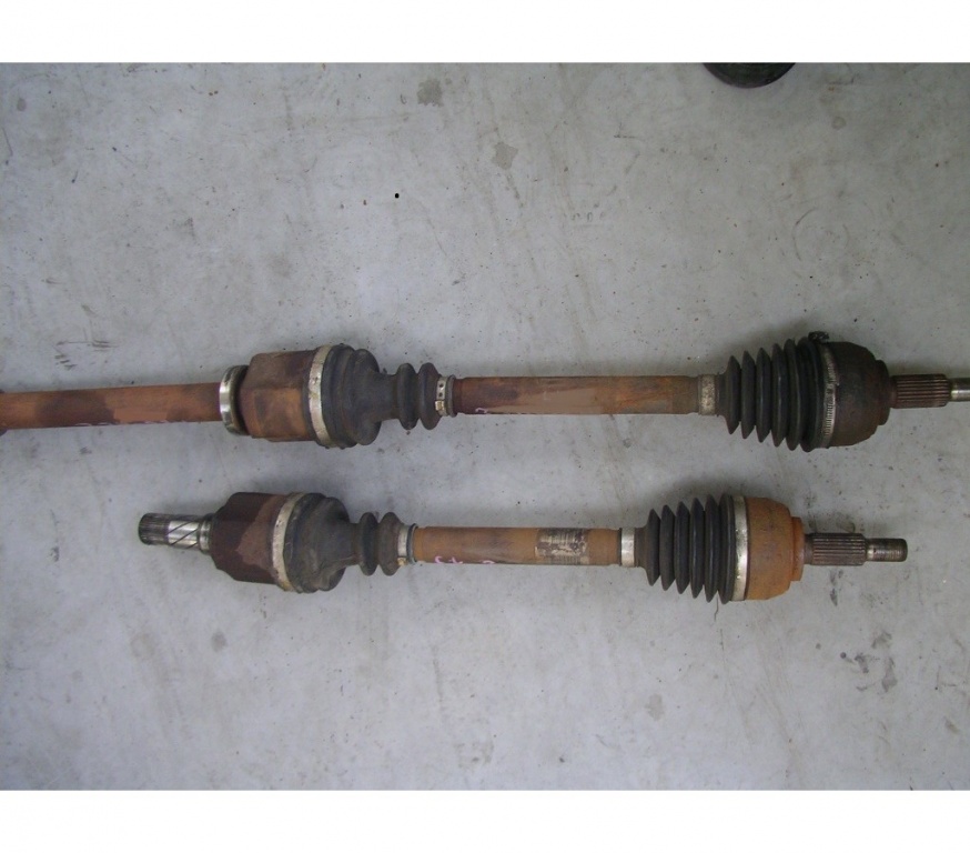 Planetara dreapta Renault Megane 2 2005 1.6 Benzina