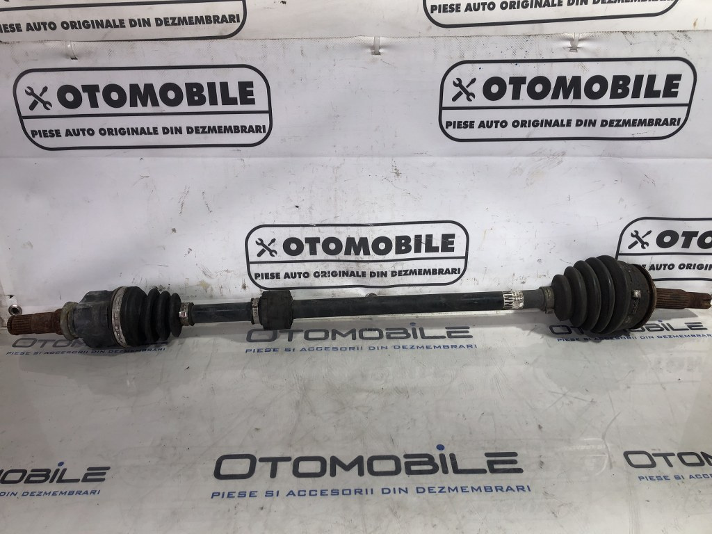 Planetara dreapta Toyota Yaris 1.3 Benzina Automat: 43410-0D292 [Fabr 2013-2019]